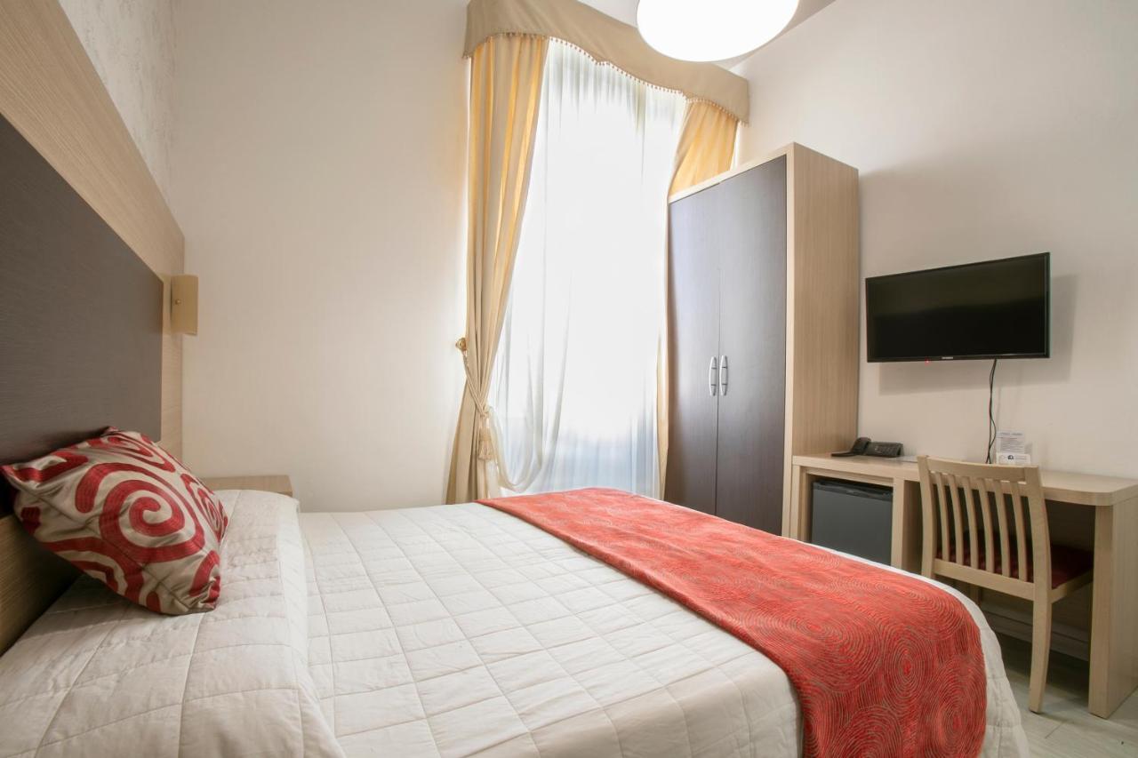 Hotel Playa Viareggio Extérieur photo