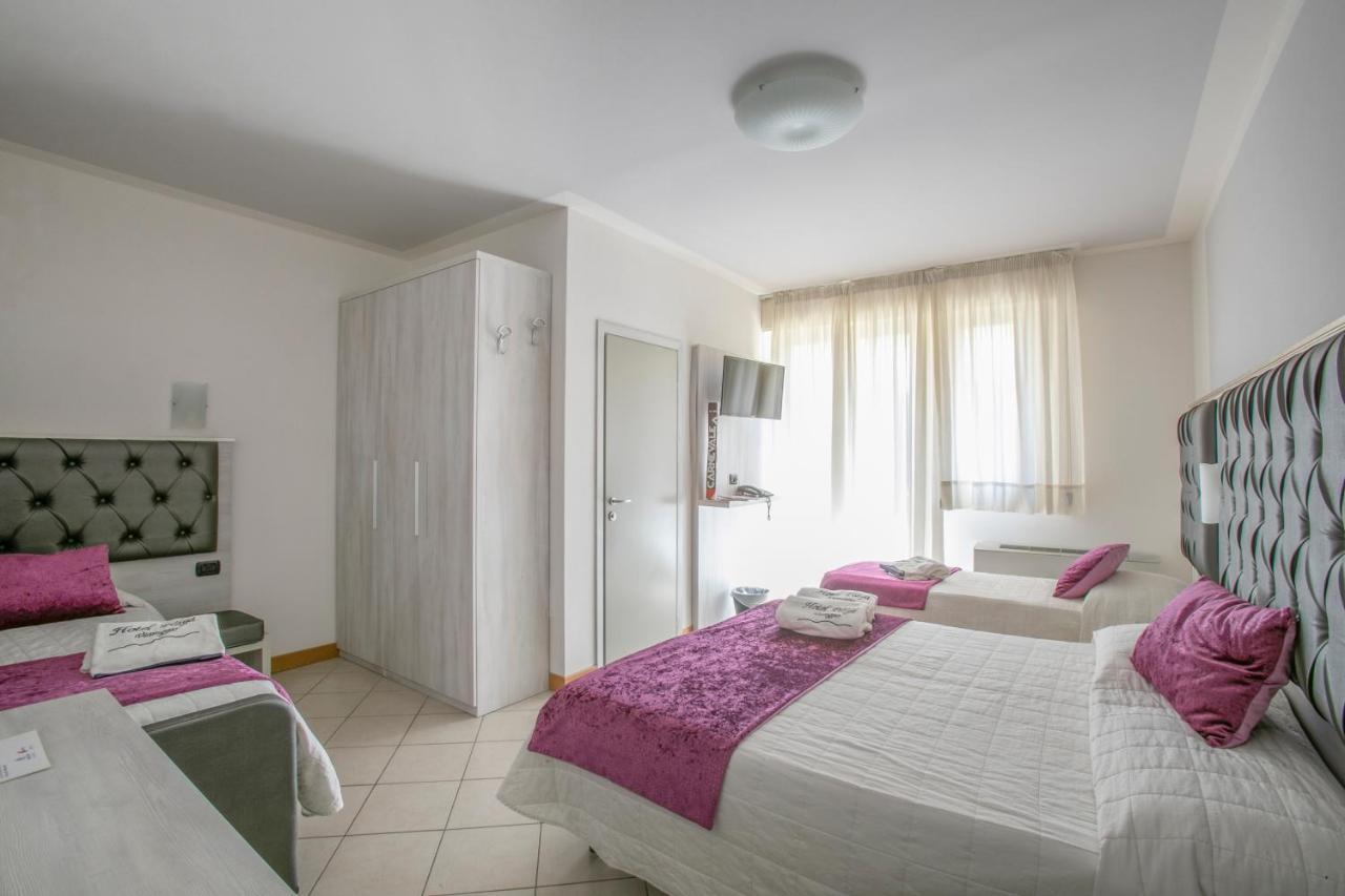 Hotel Playa Viareggio Extérieur photo