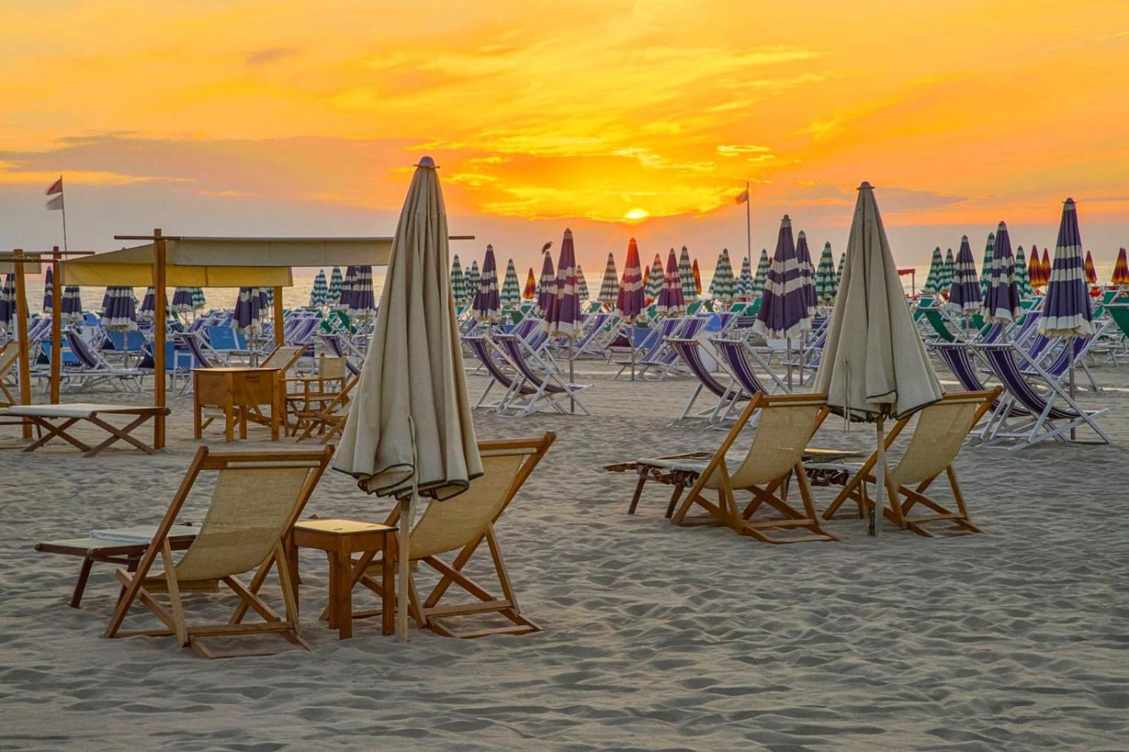 Hotel Playa Viareggio Extérieur photo
